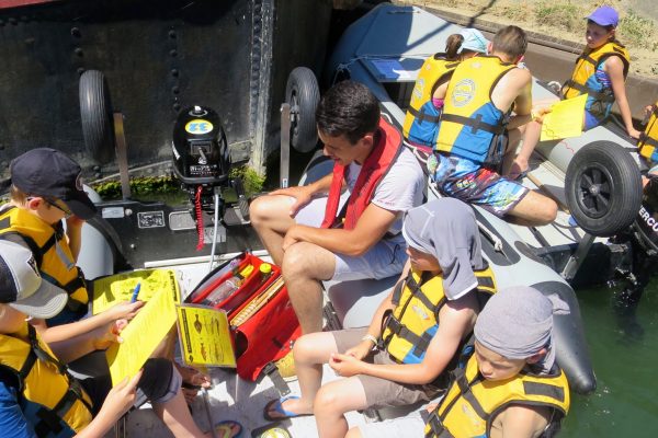 3-Rallye-nautique-en-bateau-pour-les-enfants-nautic-park